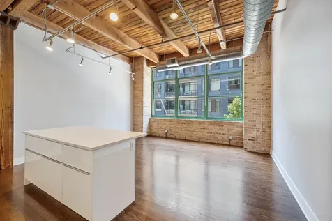1017 West Washington Boulevard Chicago IL 60607