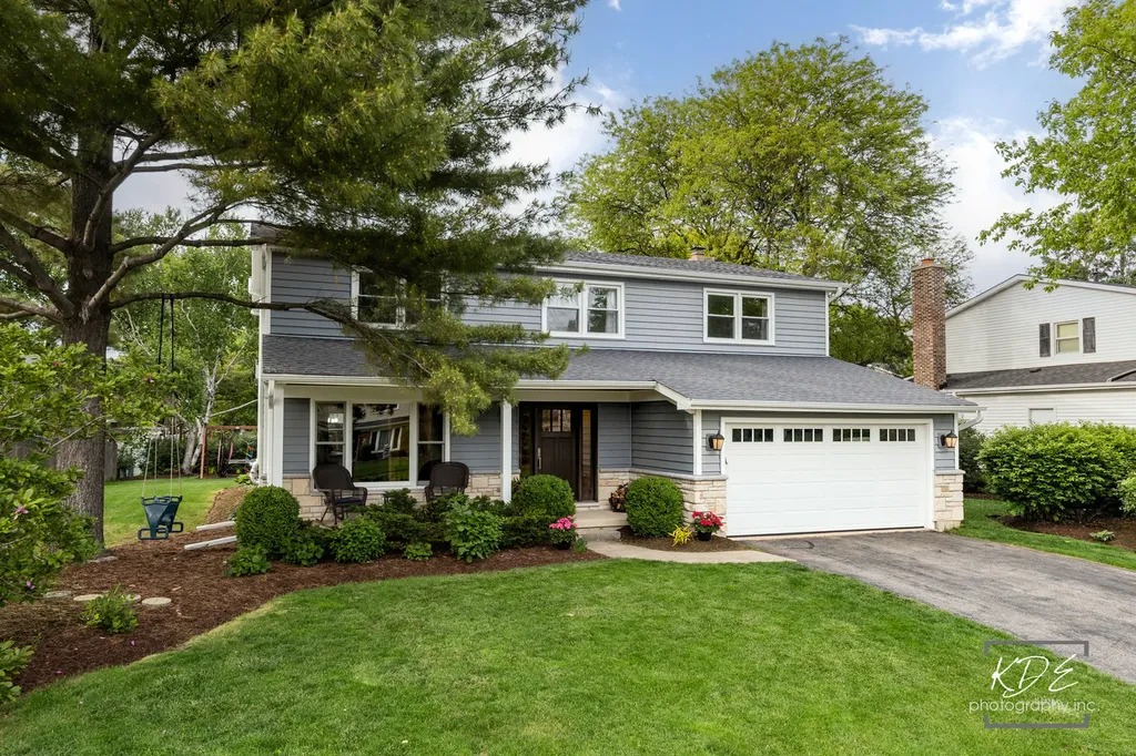 605 Hyde Park Lane Naperville IL 60565
