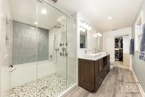 605 Hyde Park Lane Naperville IL 60565