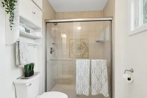2S155 Mayfield Lane Glen Ellyn IL 60137