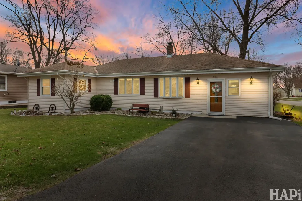 804 Elm Street Maple Park IL 60151