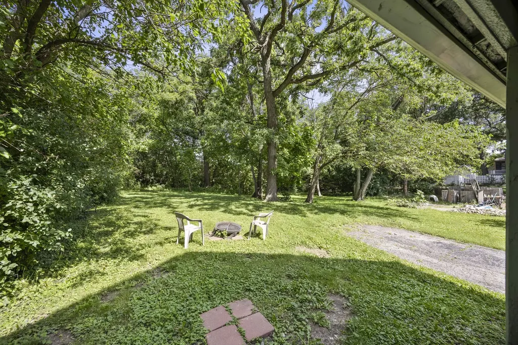 14329 South Beacon Avenue Orland Park IL 60462