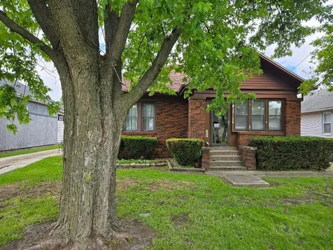 1113 Johnson Street Streator IL 61364