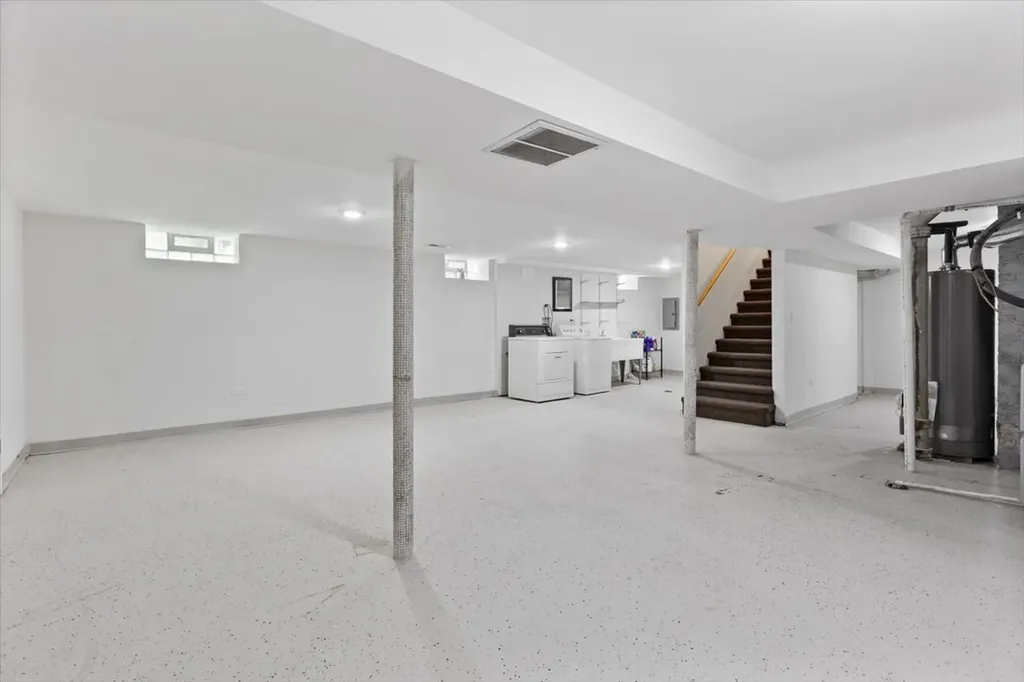 5812 North Oriole Avenue Chicago IL 60631