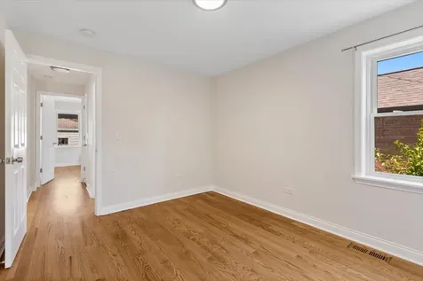 5812 North Oriole Avenue Chicago IL 60631