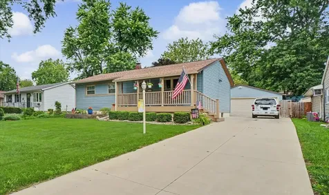 1007 South Kinch Street Urbana IL 61802