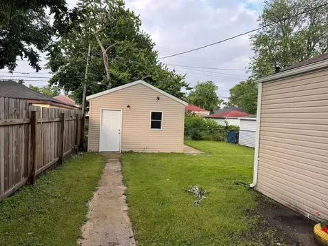 12529 South Loomis Street Calumet Park IL 60827