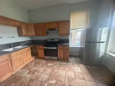 1132 South Sacramento Boulevard Chicago IL 60612