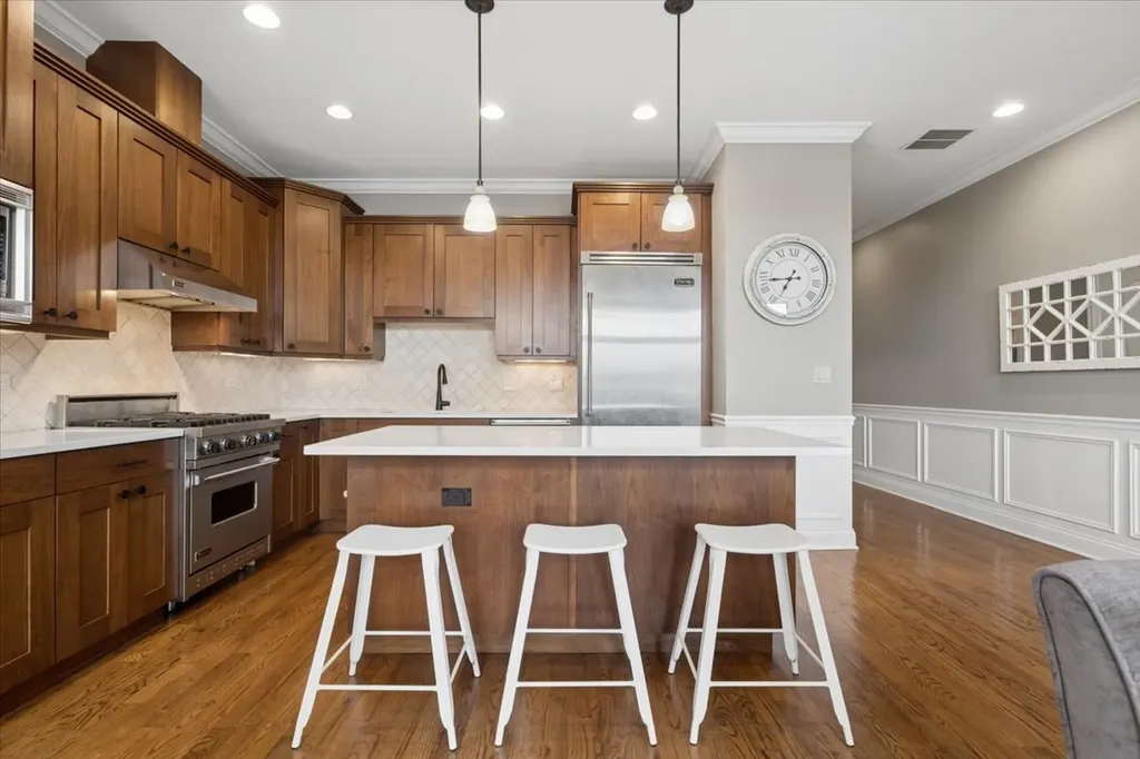 1130 West Diversey Parkway Chicago IL 60614