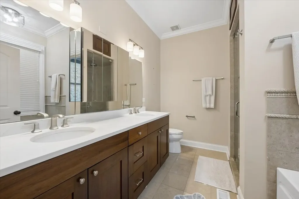 1130 West Diversey Parkway Chicago IL 60614