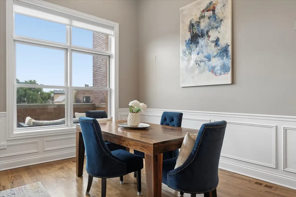 1130 West Diversey Parkway Chicago IL 60614