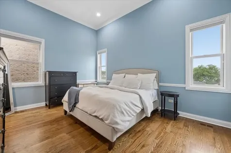 1130 West Diversey Parkway Chicago IL 60614