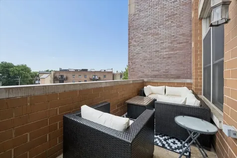 1130 West Diversey Parkway Chicago IL 60614