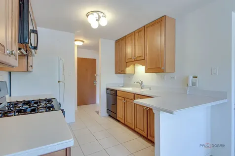 2604 North Windsor Drive Arlington Heights IL 60004