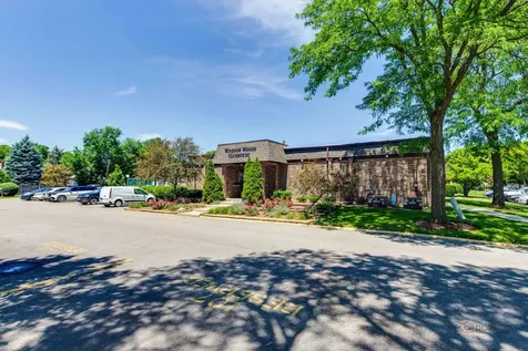 2604 North Windsor Drive Arlington Heights IL 60004