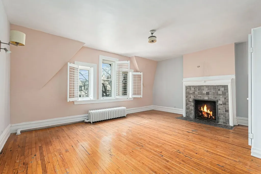 5114 South Dorchester Avenue Chicago IL 60615