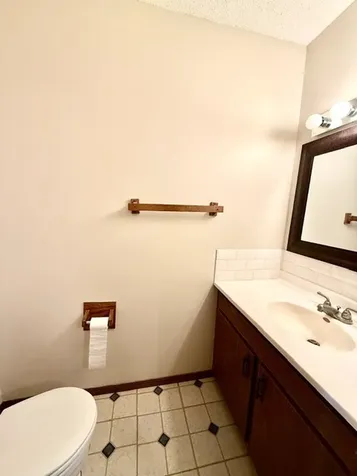 5 Evergreen Circle Savoy IL 61874