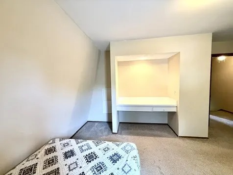 5 Evergreen Circle Savoy IL 61874
