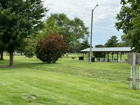 5 Evergreen Circle Savoy IL 61874