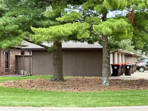5 Evergreen Circle Savoy IL 61874