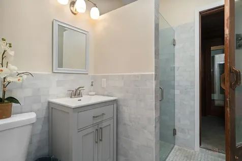 2432 Federal Court Long Grove IL 60047