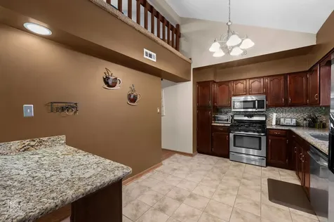 8154 168TH Place Tinley Park IL 60477