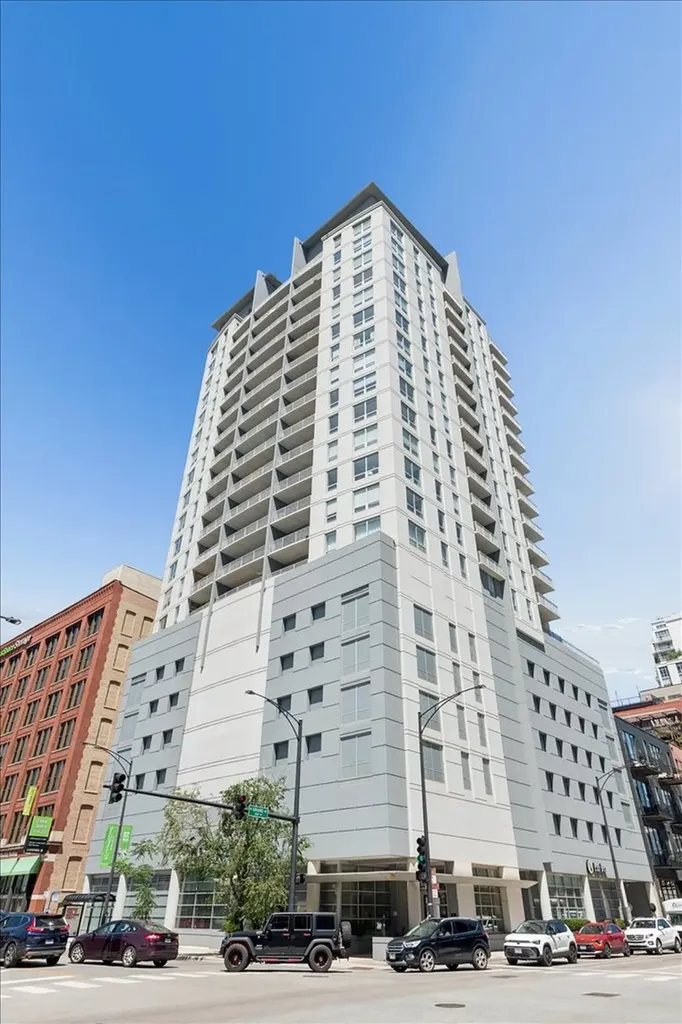 330 West Grand Avenue Chicago IL 60654