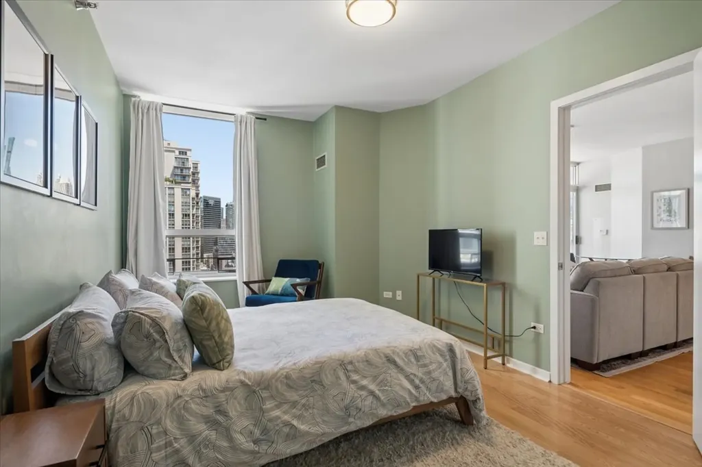 330 West Grand Avenue Chicago IL 60654