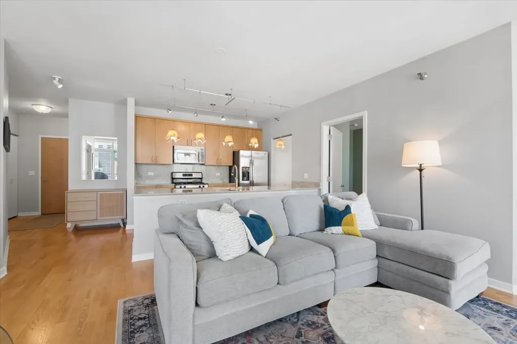 330 West Grand Avenue Chicago IL 60654
