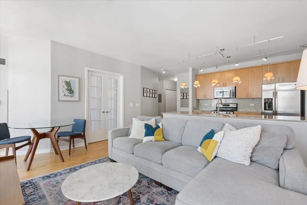 330 West Grand Avenue Chicago IL 60654
