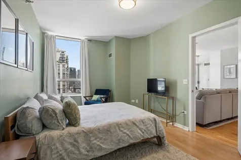 330 West Grand Avenue Chicago IL 60654