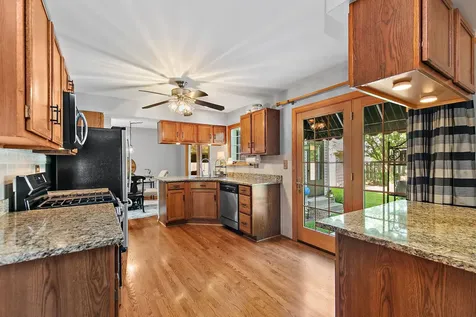 1689 Warrington Lane Crystal Lake IL 60014