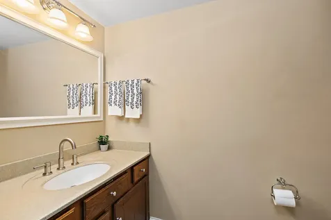 1689 Warrington Lane Crystal Lake IL 60014