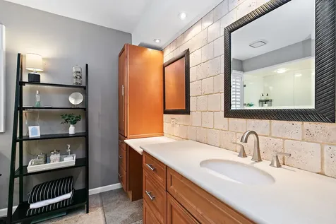 1689 Warrington Lane Crystal Lake IL 60014