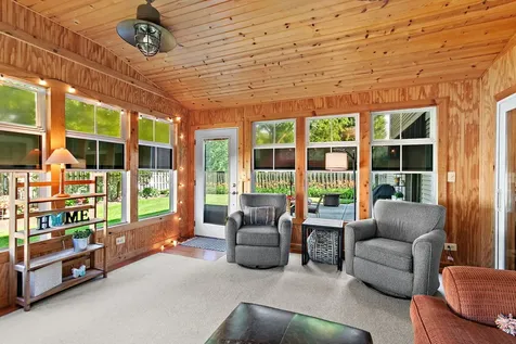 1689 Warrington Lane Crystal Lake IL 60014