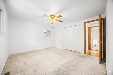 1129 Patricia Court Schaumburg IL 60193