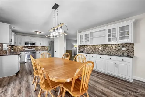 1224 Country Drive Shorewood IL 60404