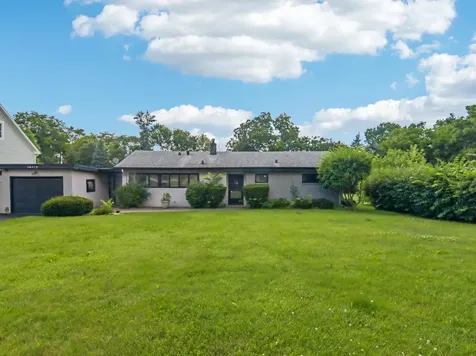 1N570 Forest Avenue Glen Ellyn IL 60137