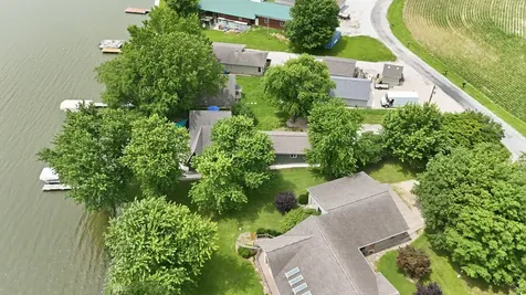 76 Clear Creek Drive Neoga IL 62447