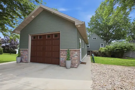 76 Clear Creek Drive Neoga IL 62447
