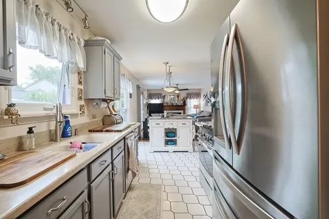 1135 Stonebridge Court Elgin IL 60120