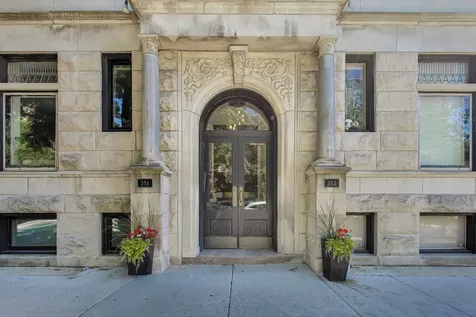 351 West Dickens Avenue Chicago IL 60614
