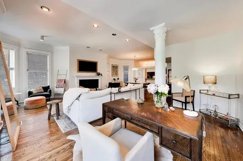 351 West Dickens Avenue Chicago IL 60614