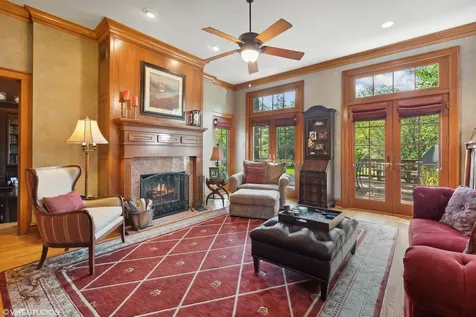 142 Akenside Road Riverside IL 60546