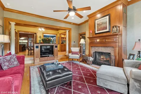 142 Akenside Road Riverside IL 60546