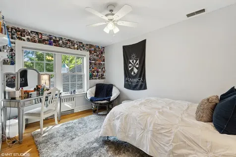 142 Akenside Road Riverside IL 60546