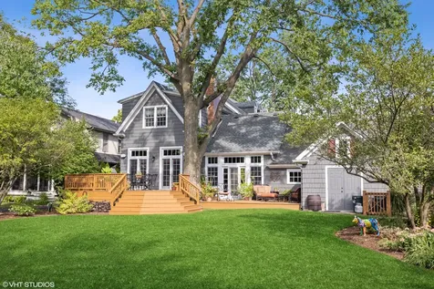 142 Akenside Road Riverside IL 60546