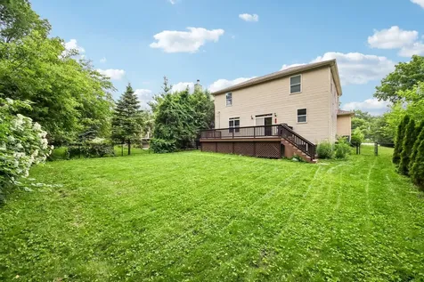 5105 West Flanders Road Mchenry IL 60050