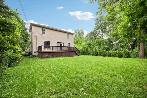 5105 West Flanders Road Mchenry IL 60050