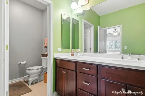 1376 Prairie View Parkway Cary IL 60013